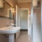 Appartement Trilocale Crocifissa Di Rosa F&l