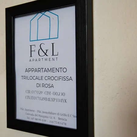 Trilocale Crocifissa Di Rosa F&l ブレシア